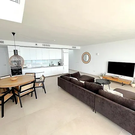 Stupa Hills V F34j - Luxury Sea View Duplex Appartamento *